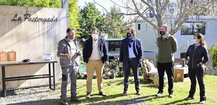 Ministro Germán Cardoso visitó Chacra agroecológica “La Postergada”, en Paysandú Ministro Germán Cardoso visitó Chacra agroecológica “La Postergada”, en Paysandú
