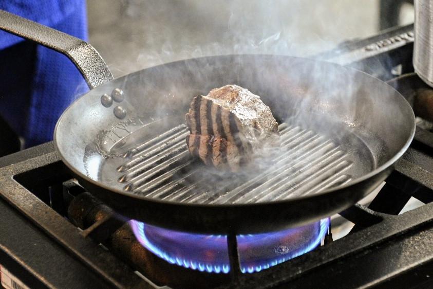 Chef Sergio Puglia cocina la carne Chef Sergio Puglia cocina la carne