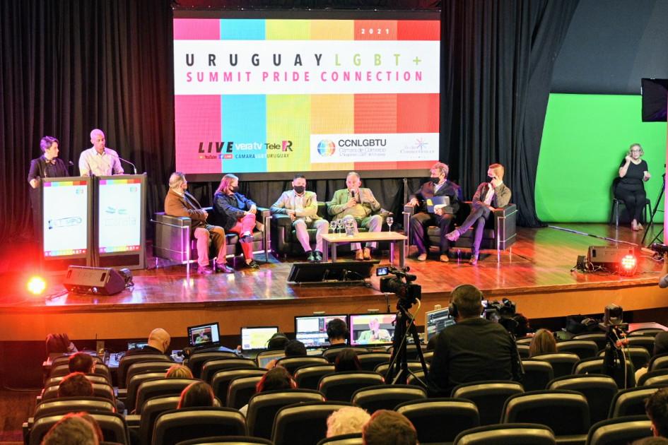 Director Nacional de Turismo, Roque Baudean, participó en Congreso LGBT+ Summit Pride Connection Director Nacional de Turismo, Roque Baudean, participó en Congreso LGBT+ Summit Pride Connection