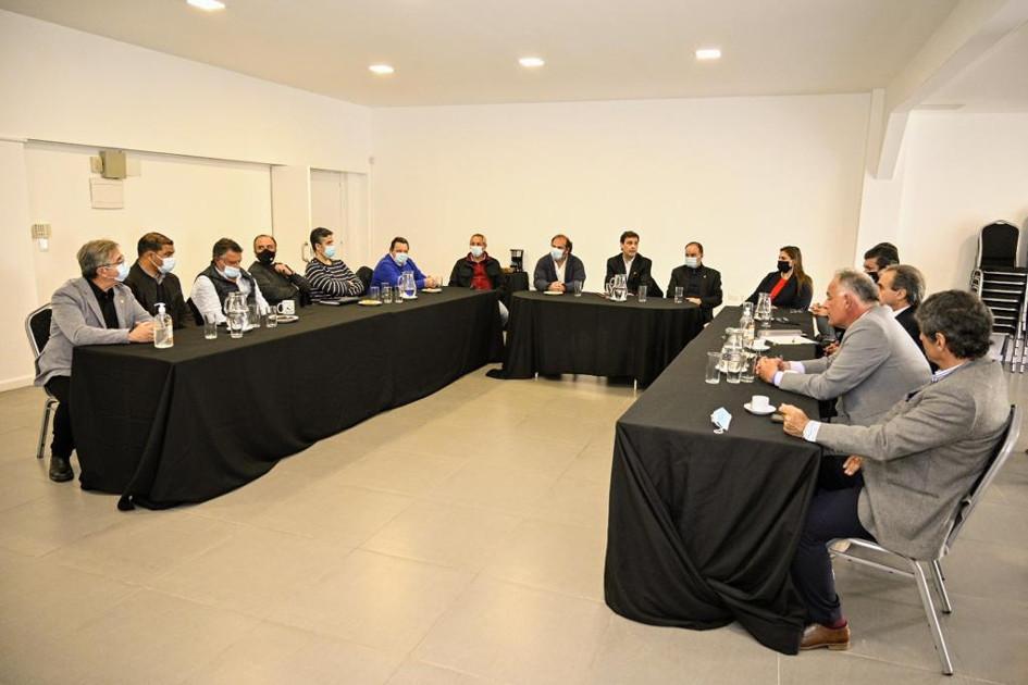 Autoridades del Mintur reunidas con la Cámara Empresarial de Maldonado