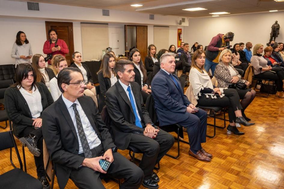 Reconocimiento a estudiantes presentes en la Conferencia de UNESCO