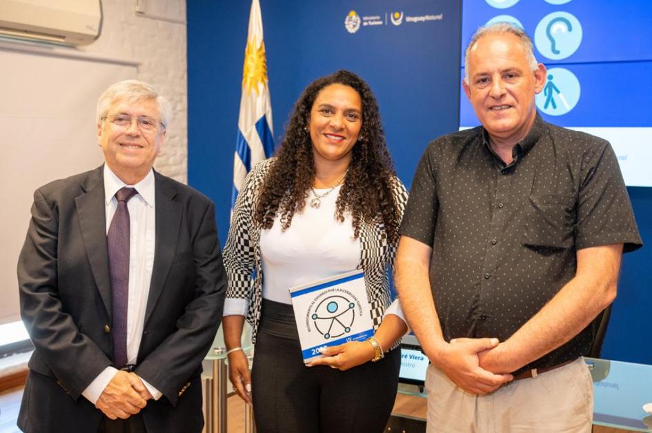 Grupo de Accesibilidad Turística del MINTUR, realizó entrega de reconocimientos e infraestructura