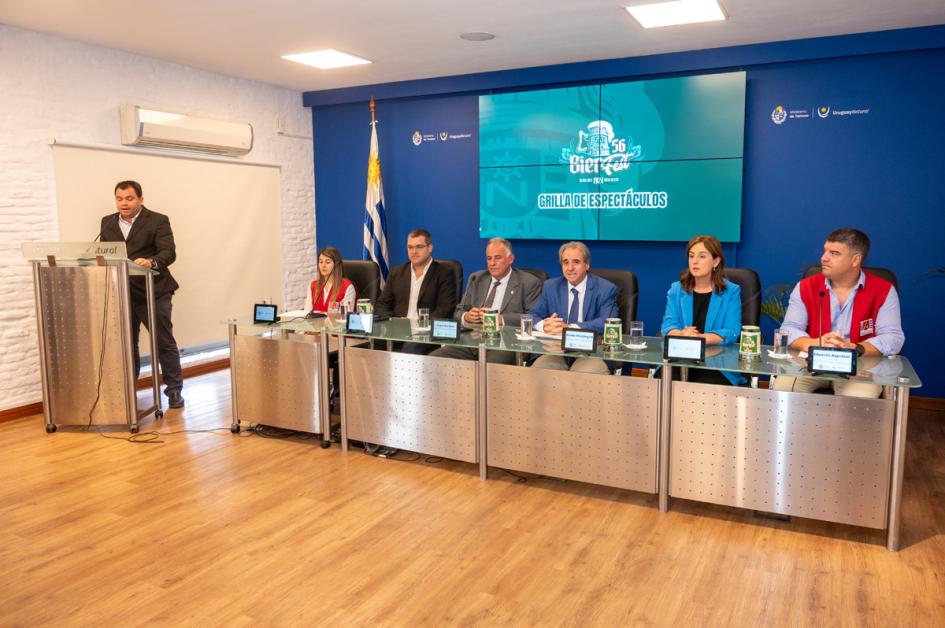 Nueva Helvecia se viste de gala para recibir a su Bierfest Nueva Helvecia se viste de gala para recibir a su Bierfest