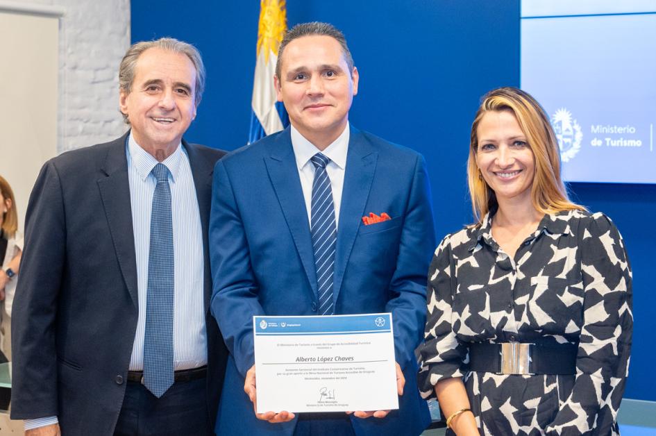 Entrega de reconocimientos en accesibilidad turística Entrega de reconocimientos en accesibilidad turística