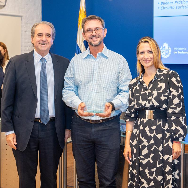 Entrega de reconocimientos en accesibilidad turística Entrega de reconocimientos en accesibilidad turística