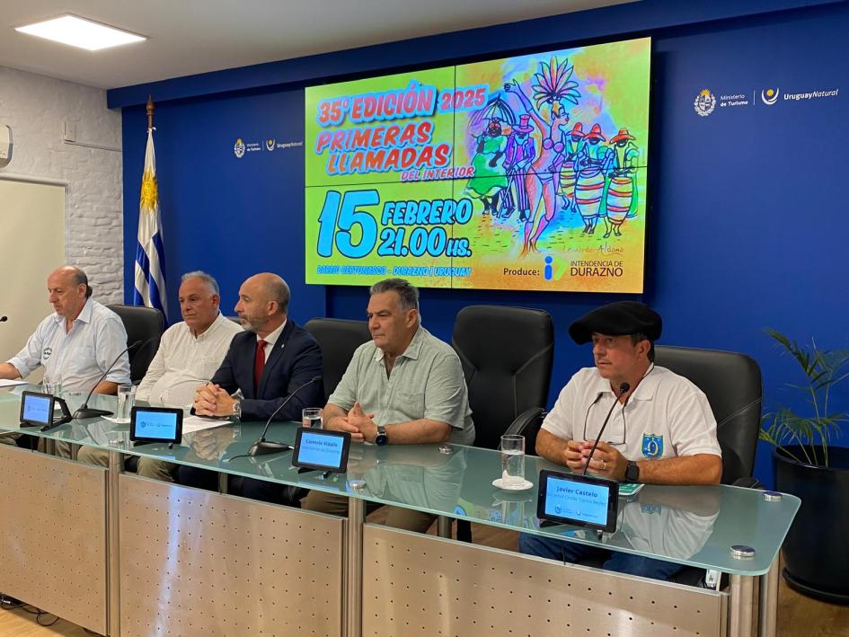 Durazno se viste de fiesta con la llegada de sus grandes festividades Durazno se viste de fiesta con la llegada de sus grandes festividades