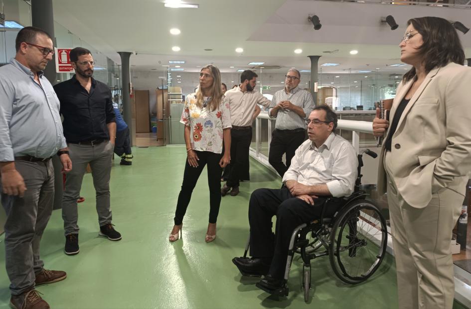 Ministro Pablo Menoni recorrió las instalaciones del Ministerio de Turismo y saludó a funcionarios Ministro Pablo Menoni recorrió las instalaciones del Ministerio de Turismo y saludó a funcionarios