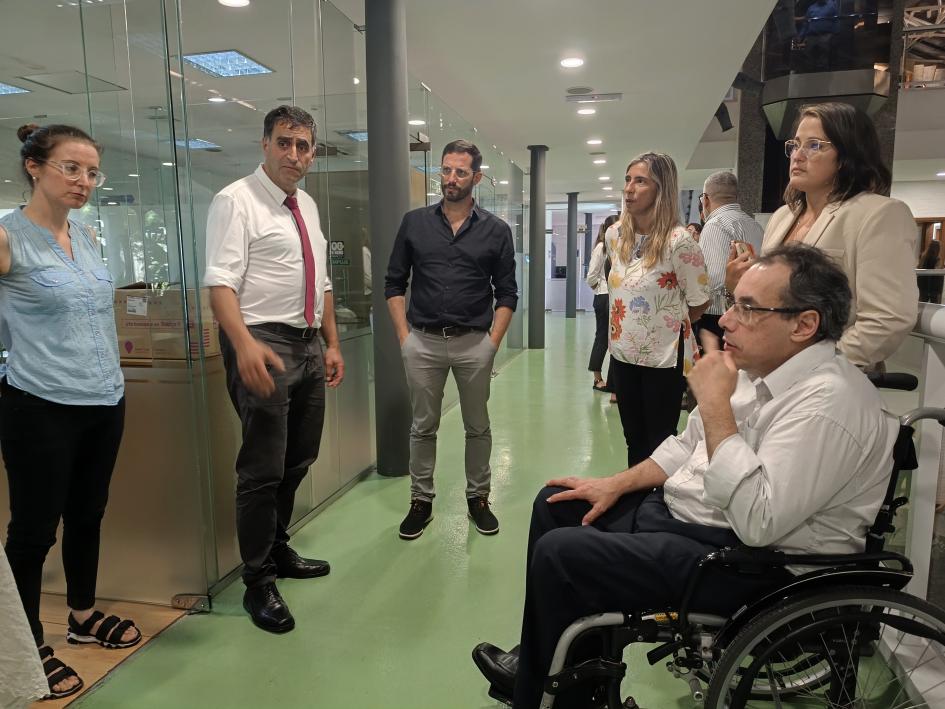 Ministro Pablo Menoni recorrió las instalaciones del Ministerio de Turismo y saludó a funcionarios Ministro Pablo Menoni recorrió las instalaciones del Ministerio de Turismo y saludó a funcionarios
