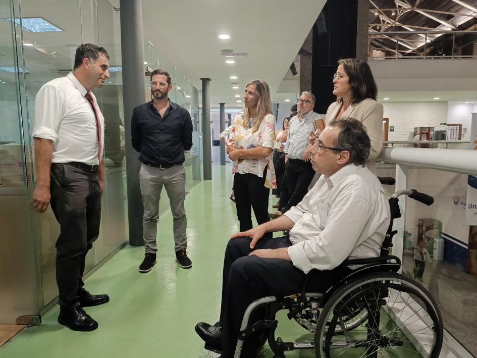 Ministro Pablo Menoni recorrió las instalaciones del Ministerio de Turismo y saludó a funcionarios Ministro Pablo Menoni recorrió las instalaciones del Ministerio de Turismo y saludó a funcionarios