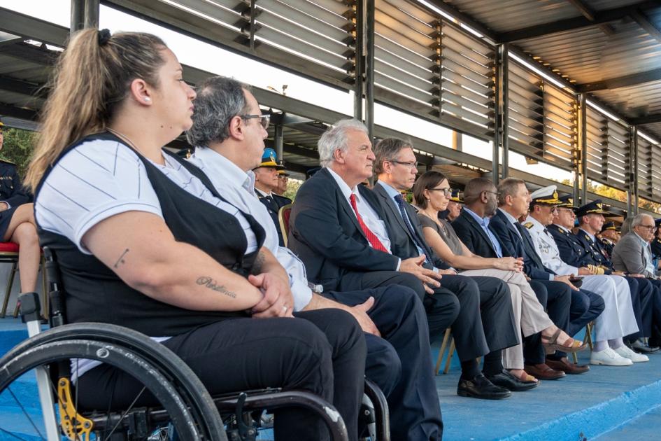 Ministro Menoni acompañó los actos de asunción de varios ministros de Estado Ministro Menoni acompañó los actos de asunción de varios ministros de Estado