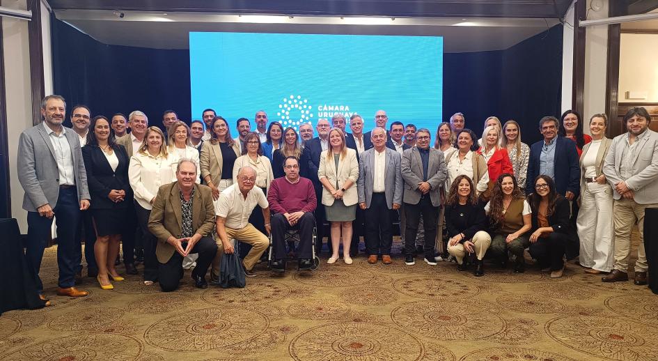 Cámara Uruguaya de Turismo recibió a autoridades del Ministerio de Turismo Cámara Uruguaya de Turismo recibió a autoridades del Ministerio de Turismo