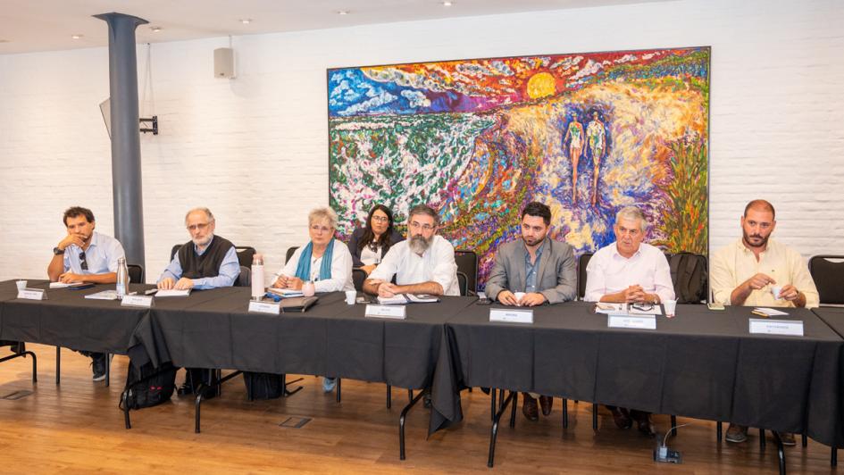 Autoridades recibieron a los Directores de Turismo Departamentales Autoridades recibieron a los Directores de Turismo Departamentales