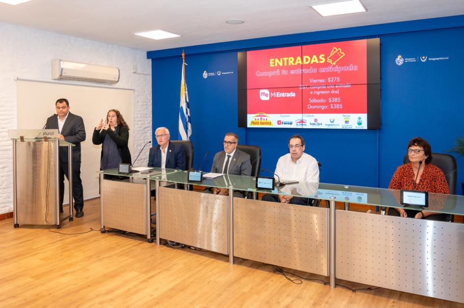 Ecilda Paullier se prepara para recibir la 19ª edición de la Fiesta Quesera Ecilda Paullier se prepara para recibir la 19ª edición de la Fiesta Quesera