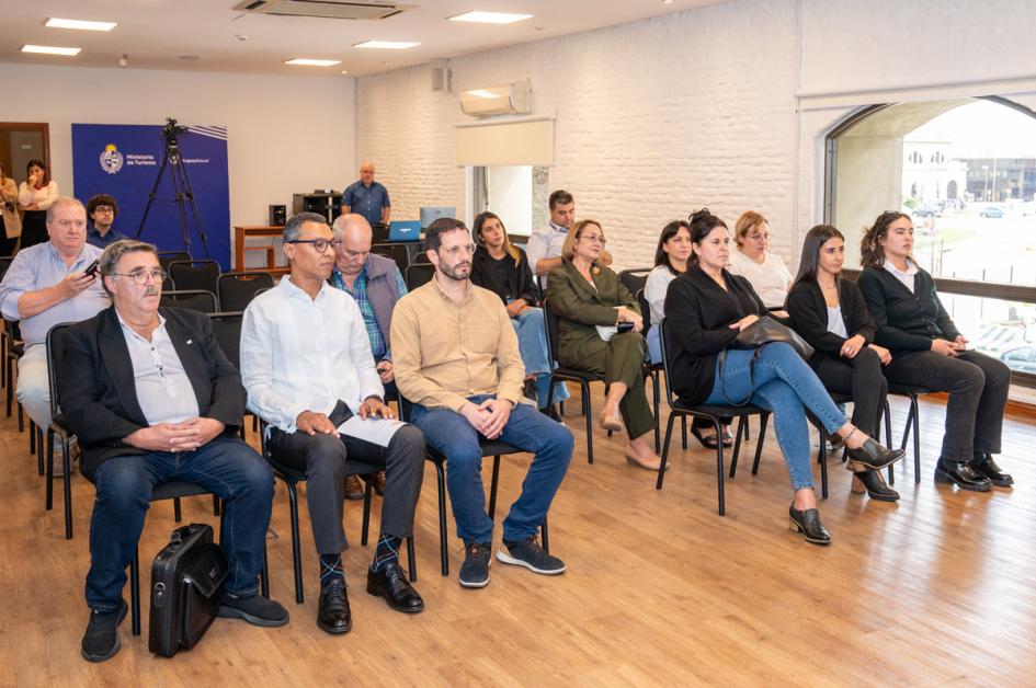 Ecilda Paullier se prepara para recibir la 19ª edición de la Fiesta Quesera Ecilda Paullier se prepara para recibir la 19ª edición de la Fiesta Quesera