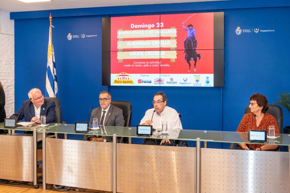 Ecilda Paullier se prepara para recibir la 19ª edición de la Fiesta Quesera Ecilda Paullier se prepara para recibir la 19ª edición de la Fiesta Quesera