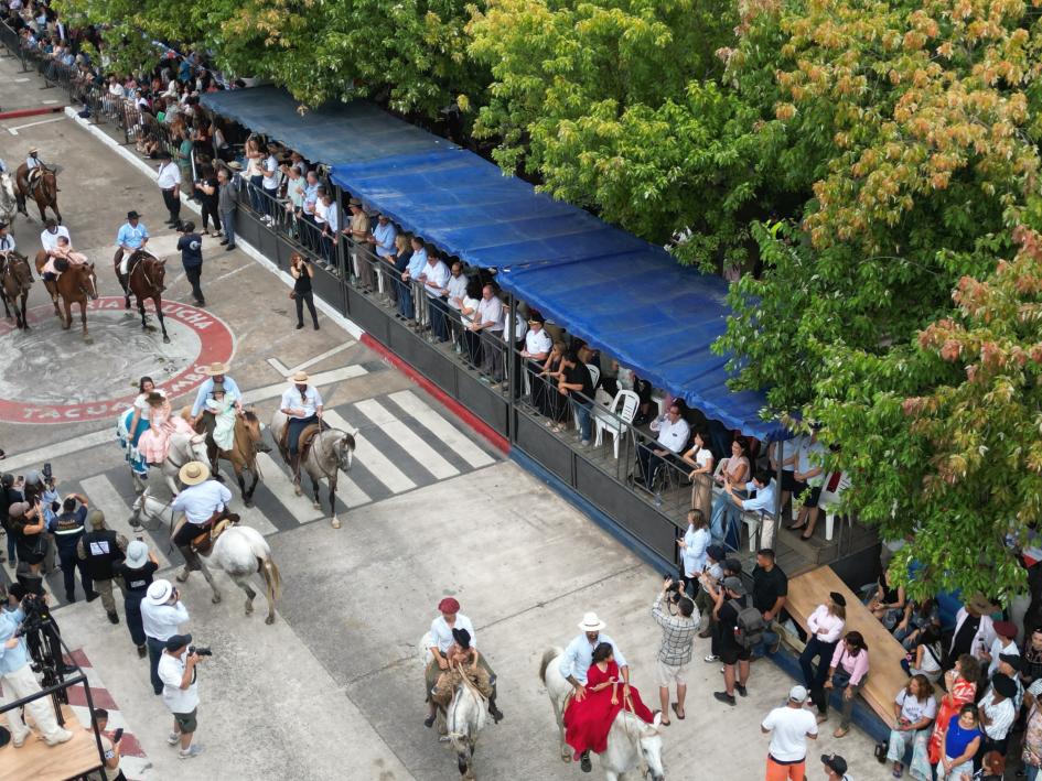 Patria Gaucha: Tradición e Identidad Patria Gaucha: Tradición e Identidad