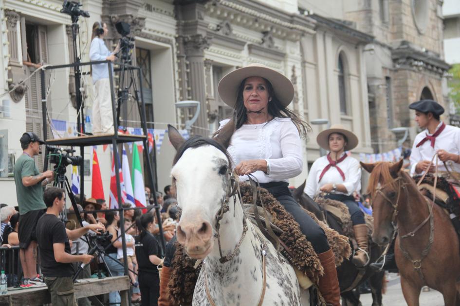 Patria Gaucha: Tradición e Identidad Patria Gaucha: Tradición e Identidad