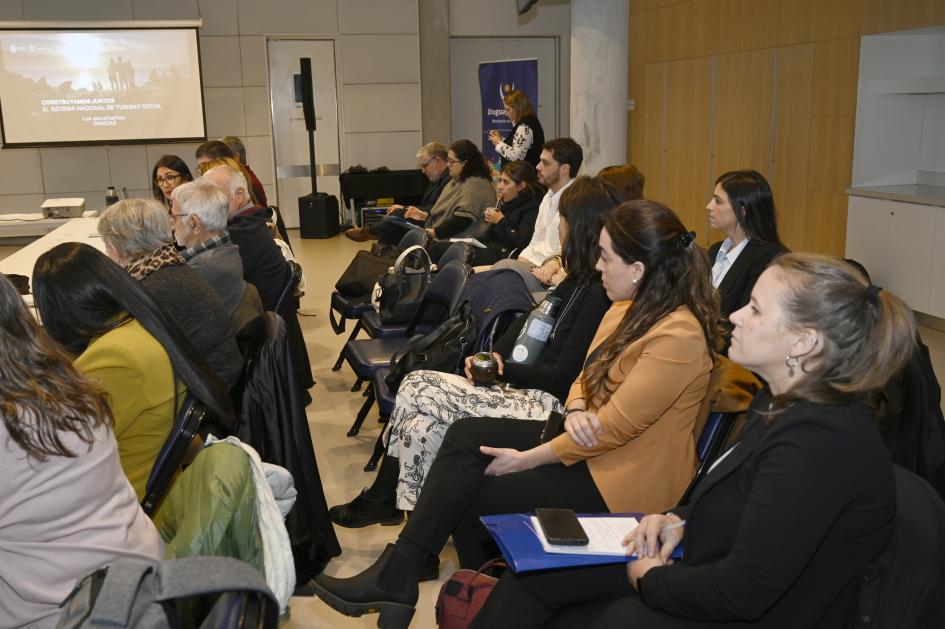 Primera reunión del Sistema Nacional de Turismo Social