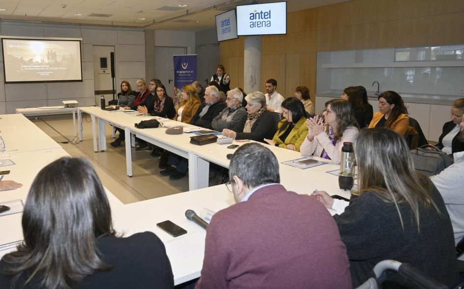 Primera reunión del Sistema Nacional de Turismo Social