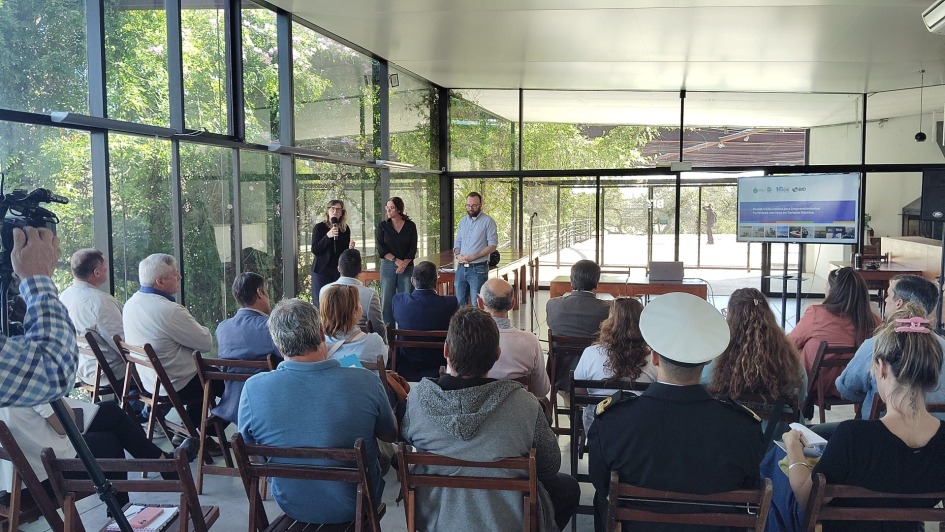 Charla informativa en Colonia 