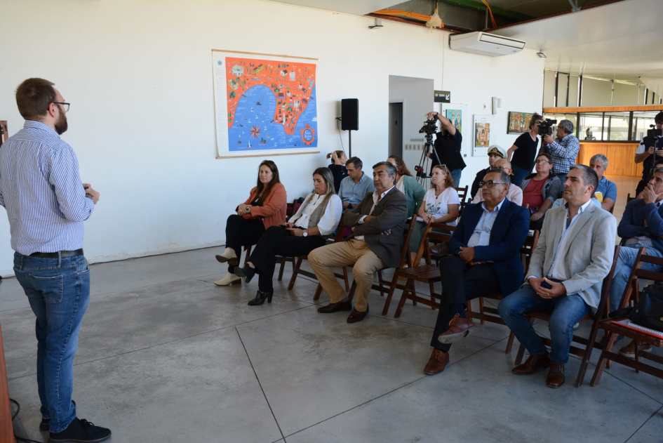 Charla informativa en Colonia 