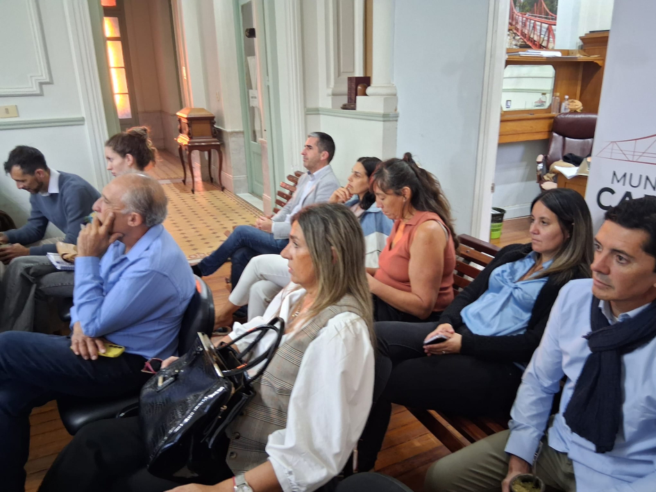 Charla informativa en Colonia 