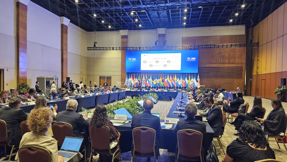 Uruguay presentó avances en derecho del turismo y turismo regenerativo ante ONU Turismo para las Amé