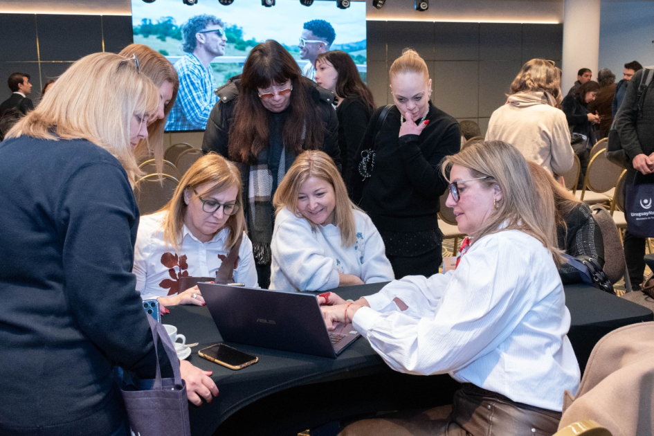 Uruguay presentó en Buenos Aires sus ventajas para captar turismo extrarregional Delegación