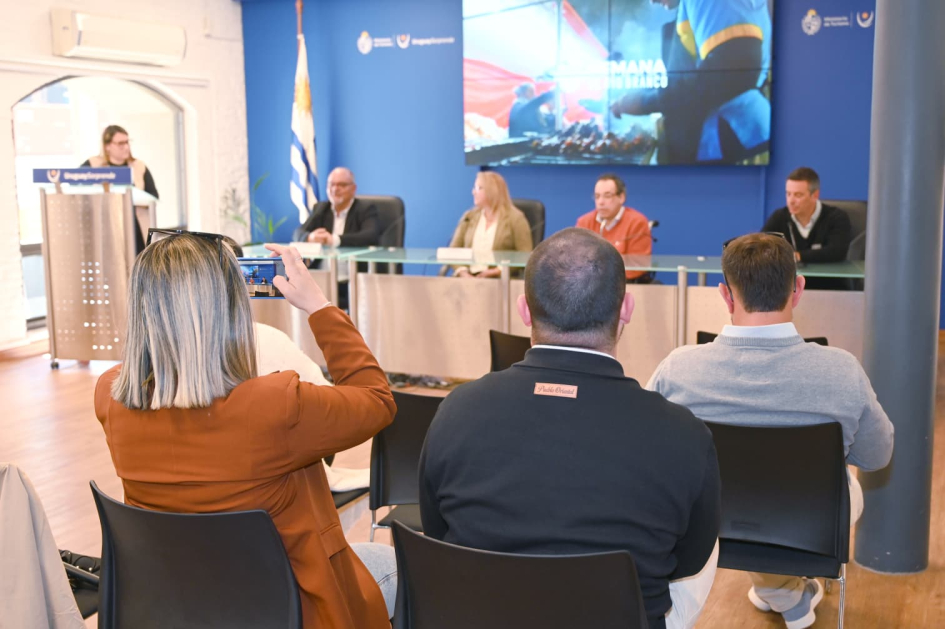 Lanzamiento Semana de Río Branco Lanzamiento Semana de Río Branco