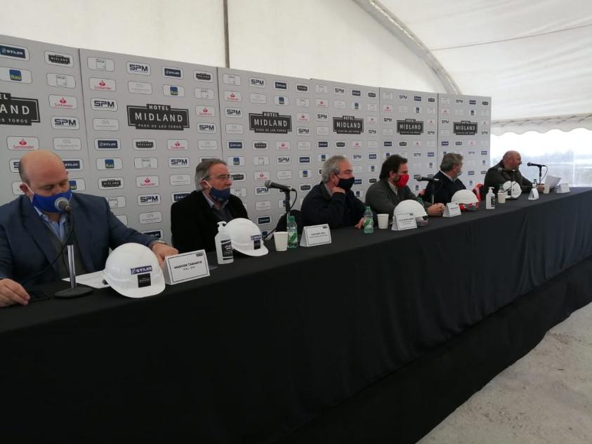 Presentación oficial del proyecto de inversión del Hotel Midland 5 estrellas en Paso de los Toros Presentación oficial del proyecto de inversión del Hotel Midland 5 estrellas en Paso de los Toros