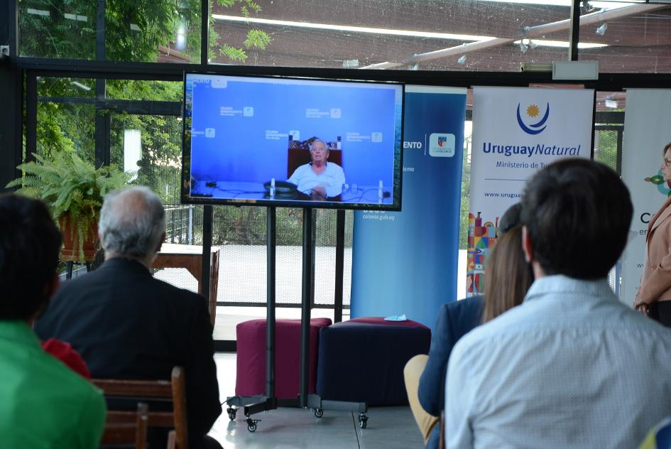 Intendente de Colonia, Carlos Moreira, en IV jornada del Café Turístico