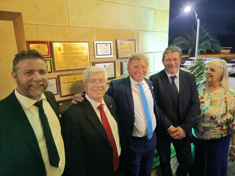 MINTUR entregó reconocimientos a varias trayectorias turísticas MINTUR entregó reconocimientos a varias trayectorias turísticas