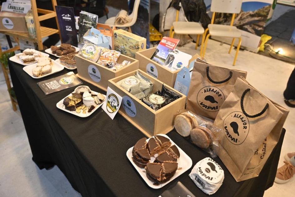 URUGUAY TIENE EL MEJOR ALFAJOR DEL 2024 URUGUAY TIENE EL MEJOR ALFAJOR DEL 2024