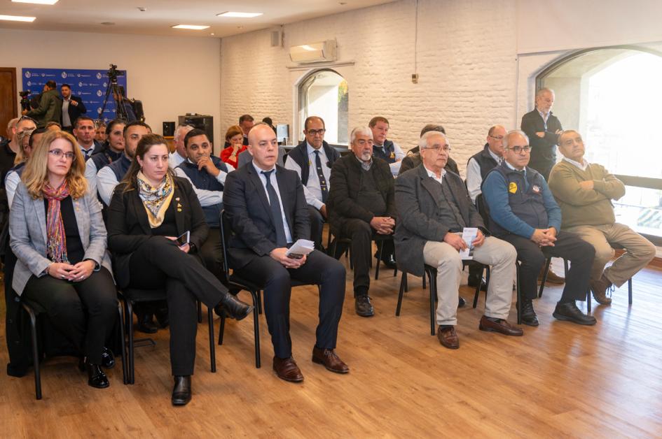 MINTUR y CPATU entregaron reconocimientos a trabajadores del taxi MINTUR y CPATU entregaron reconocimientos a trabajadores del taxi