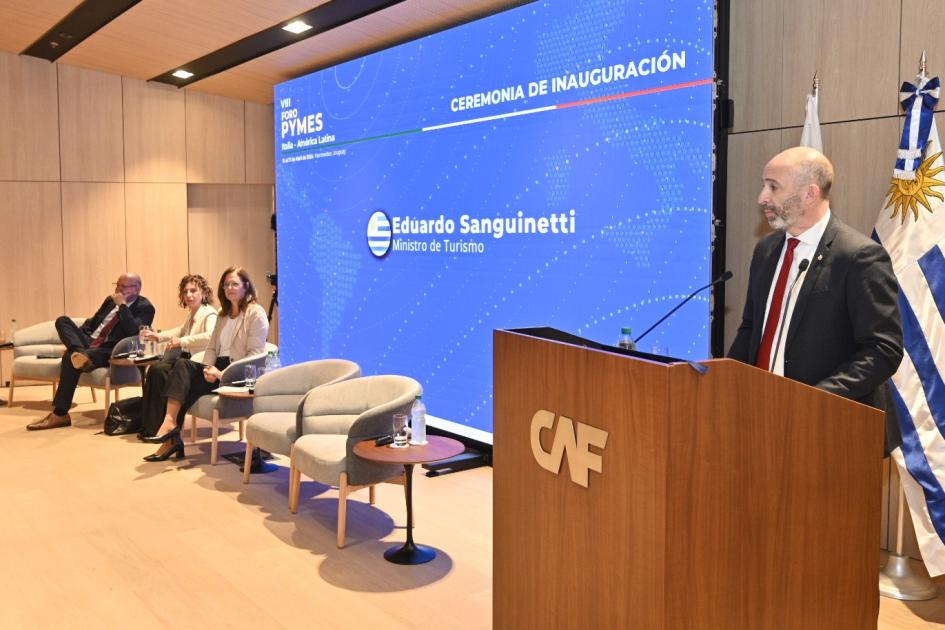 Uruguay fue sede del VIII Foro Pymes Italia - América Latina Uruguay fue sede del VIII Foro Pymes Italia - América Latina