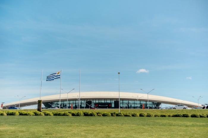 Aeropuerto Internacional de Carrasco fue elegido como el mejor de América Latina y el Car
