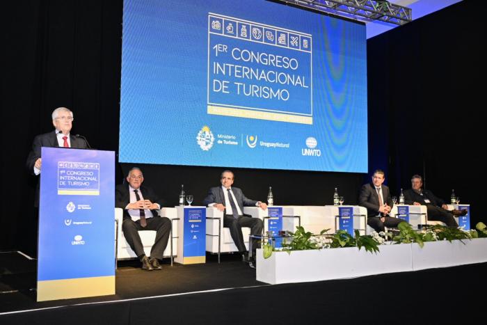 Apertura del 1º Congreso Internacional de Turismo, en Hotel Enjoy de Punta del Este Apertura del 1º Congreso Internacional de Turismo, en Hotel Enjoy de Punta del Este