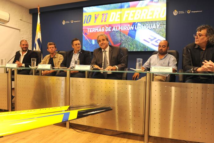 Lanzamiento de la 7º edición de Vuela Termas, en el Ministerio de Turismo Lanzamiento de la 7º edición de Vuela Termas, en el Ministerio de Turismo