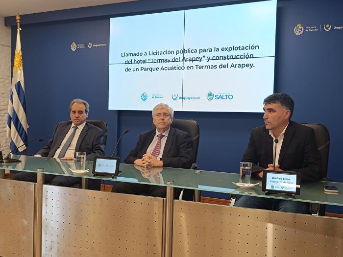 La presentación se llevó a cabo en la Sala Arredondo del Ministerio de Turismo