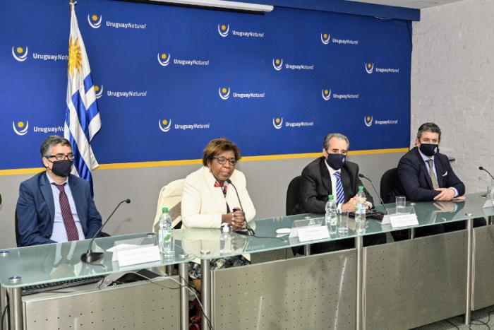Jornada de reflexión en el Mes de la Afrodescendencia Jornada de reflexión en el Mes de la Afrodescendencia