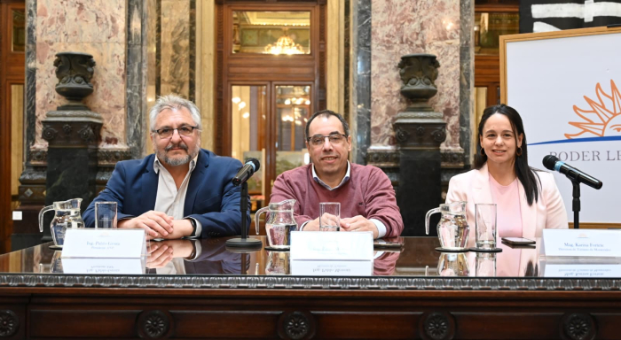 Presidente ANP, Ministro de Turismo, Directora de Turismo 