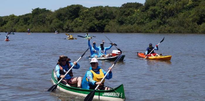 Deporte y naturaleza en los ríos del Corredor Pájaros Pintados Concursantes navegan por ríos del Corredor Pájaros Pintados