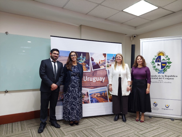 Accion Embajada Colombia