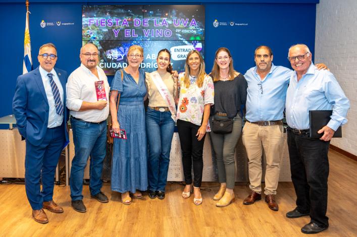 Rodríguez brinda por la llegada de la 29ª edición de la Fiesta de la Uva y el Vino