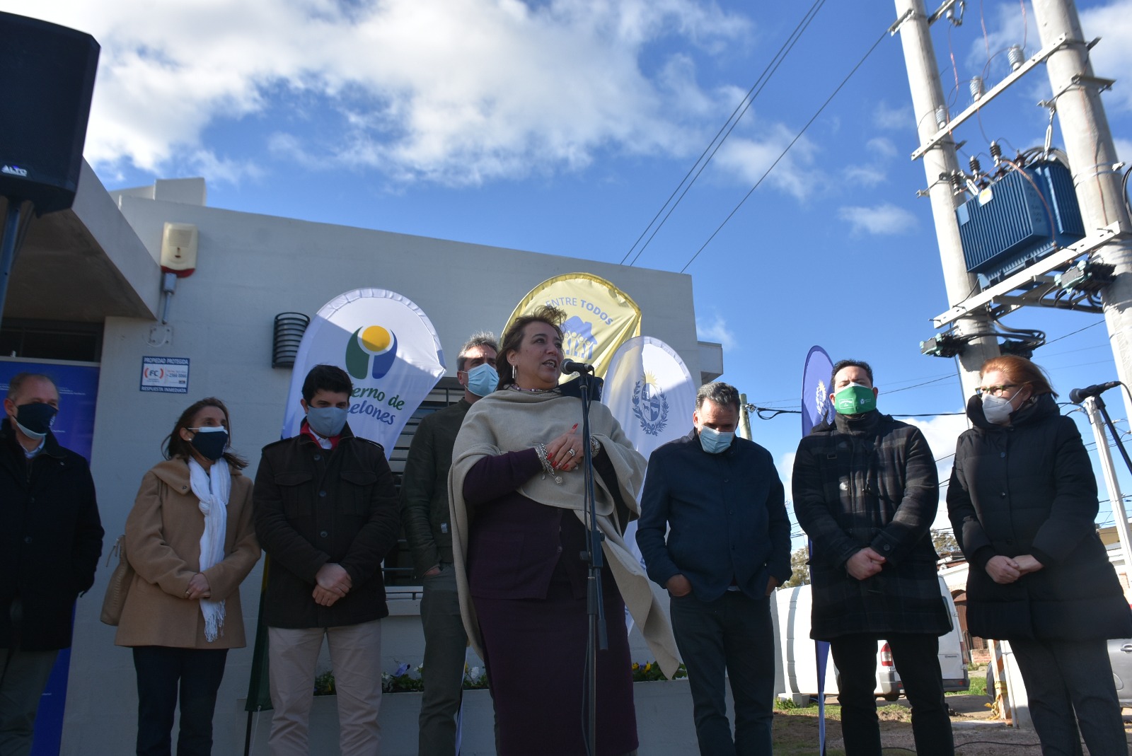 Autoridades en Santa Lucía