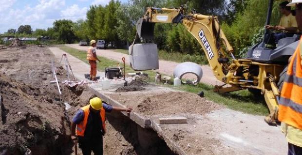 Construcción de viviendas en el Barrio