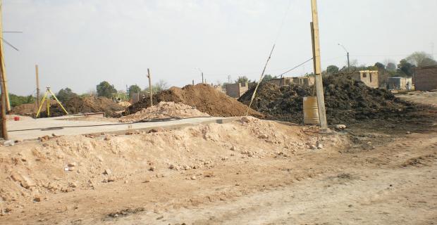 Construcción de viviendas en el Barrio