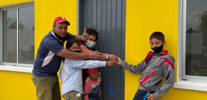 Familia participante del Juntos de la ciudad de Salto
