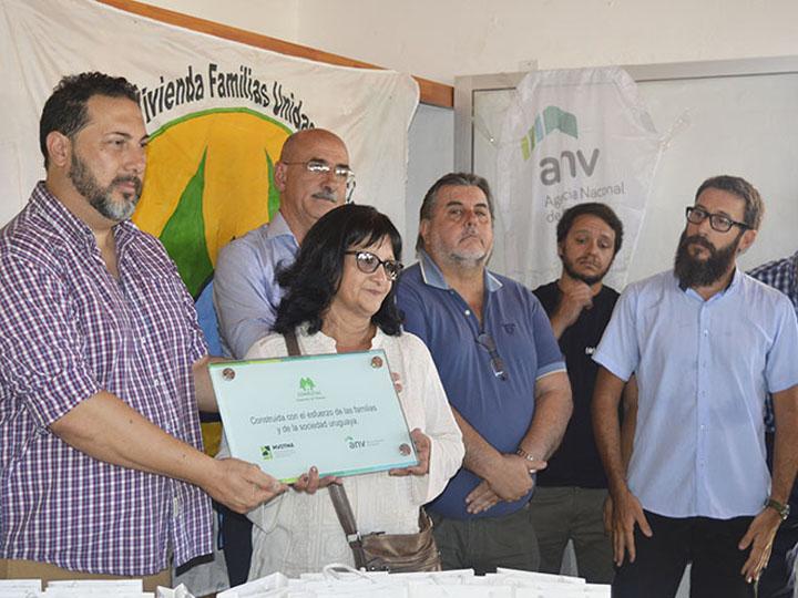 Familias cooperativistas accedieron a su vivienda en Tacuarembó Vecinos