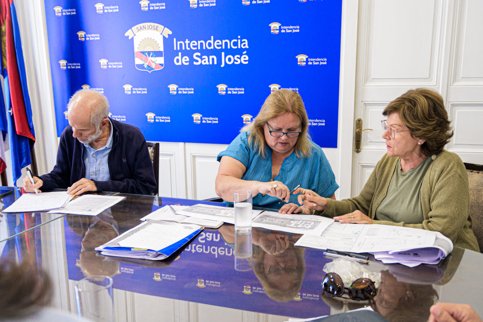 director e intendenta